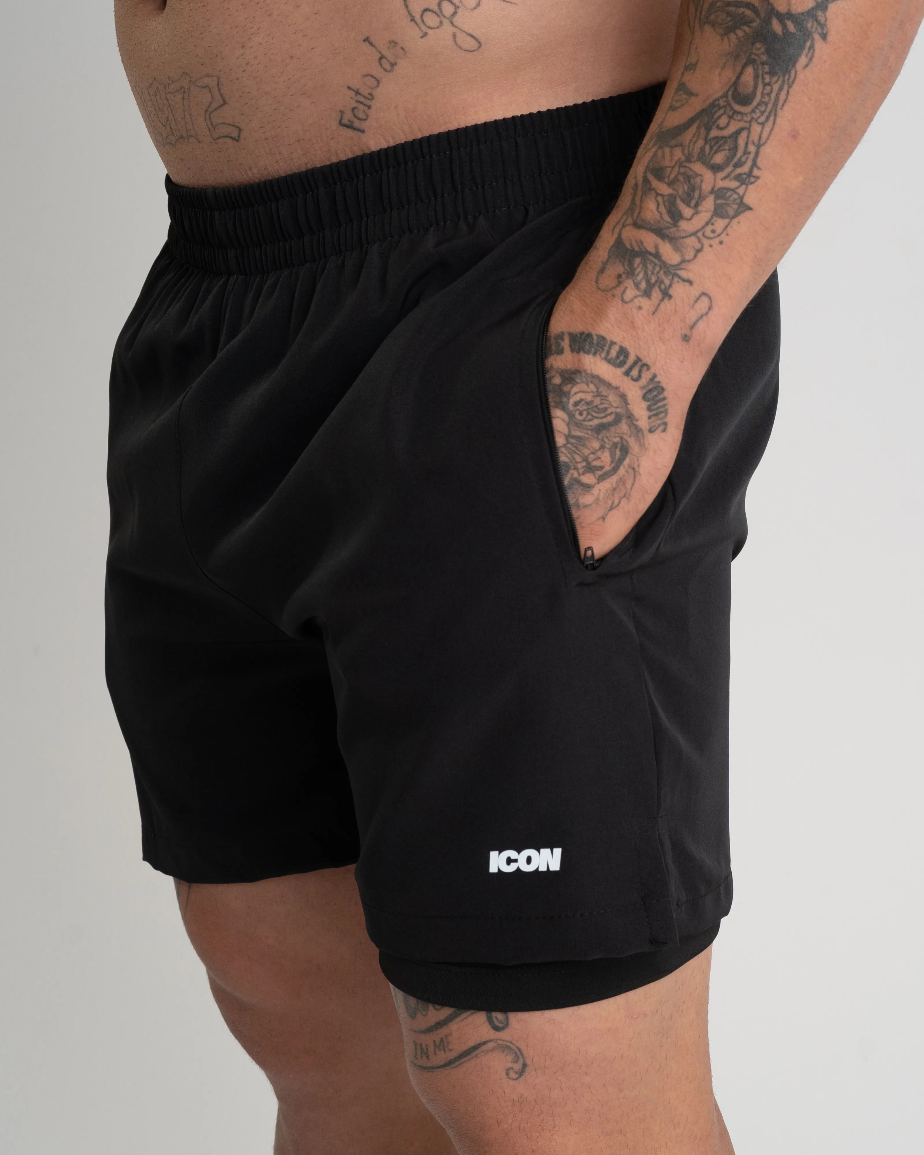 Hybrid-Performance-Kompressionsshorts mit Dry-Fit-Technologie (4er-Pack)