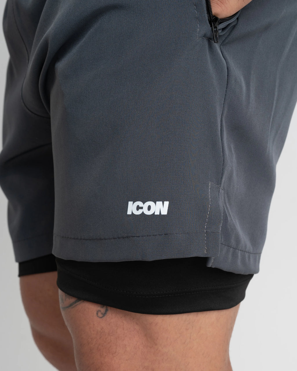 Hybrid-Performance-Kompressionsshorts mit Dry-Fit-Technologie (4er-Pack)