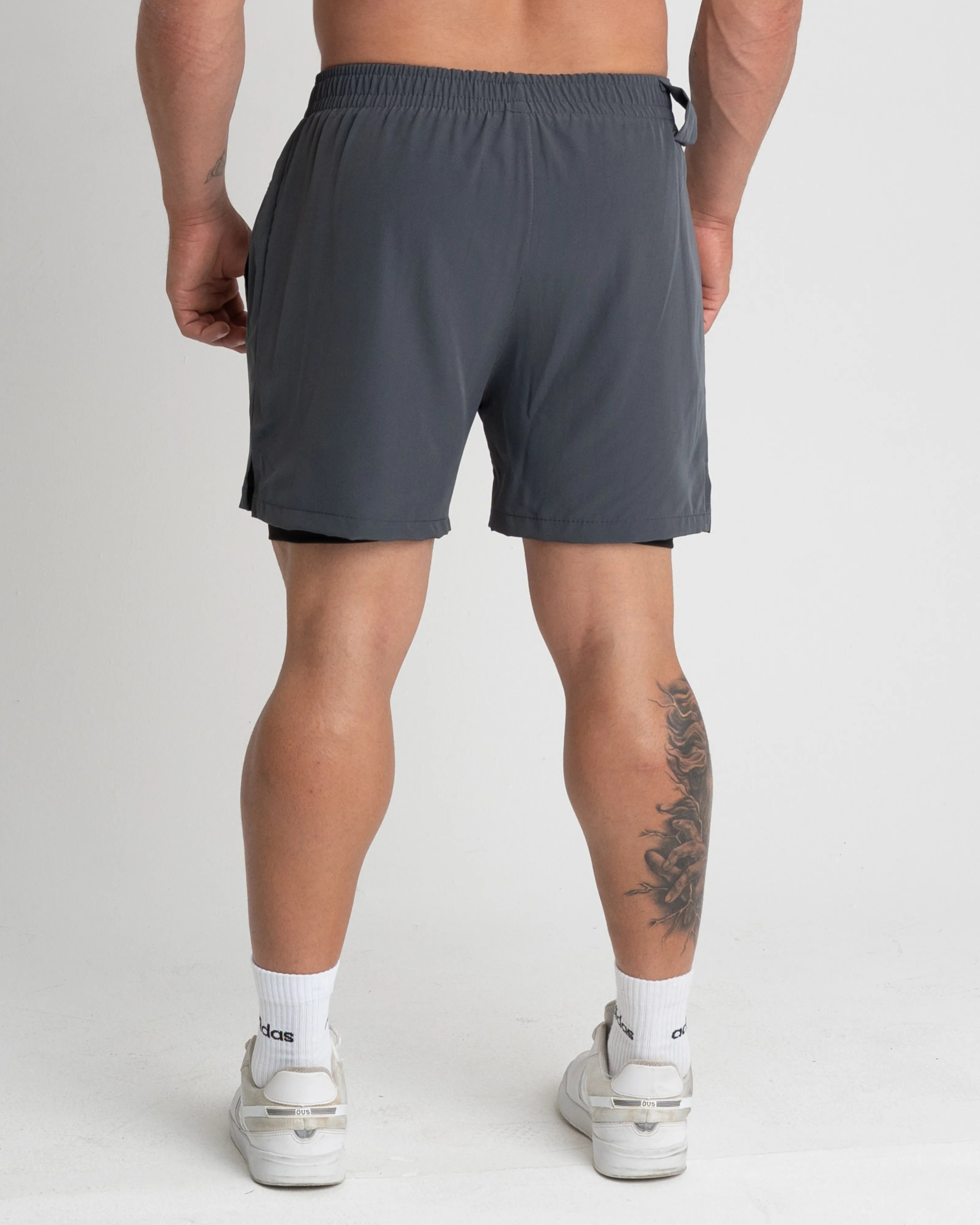 Hybrid-Performance-Kompressionsshorts mit Dry-Fit-Technologie (4er-Pack)