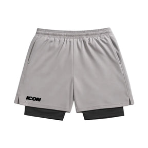 Graue Kompressions-Shorts aus Dri-Fit-Material
